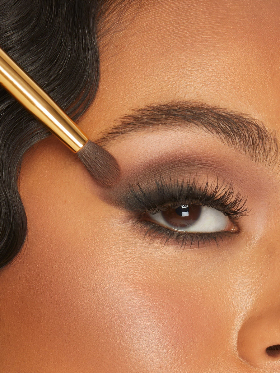 tapered blending eyeshadow brush image number 5