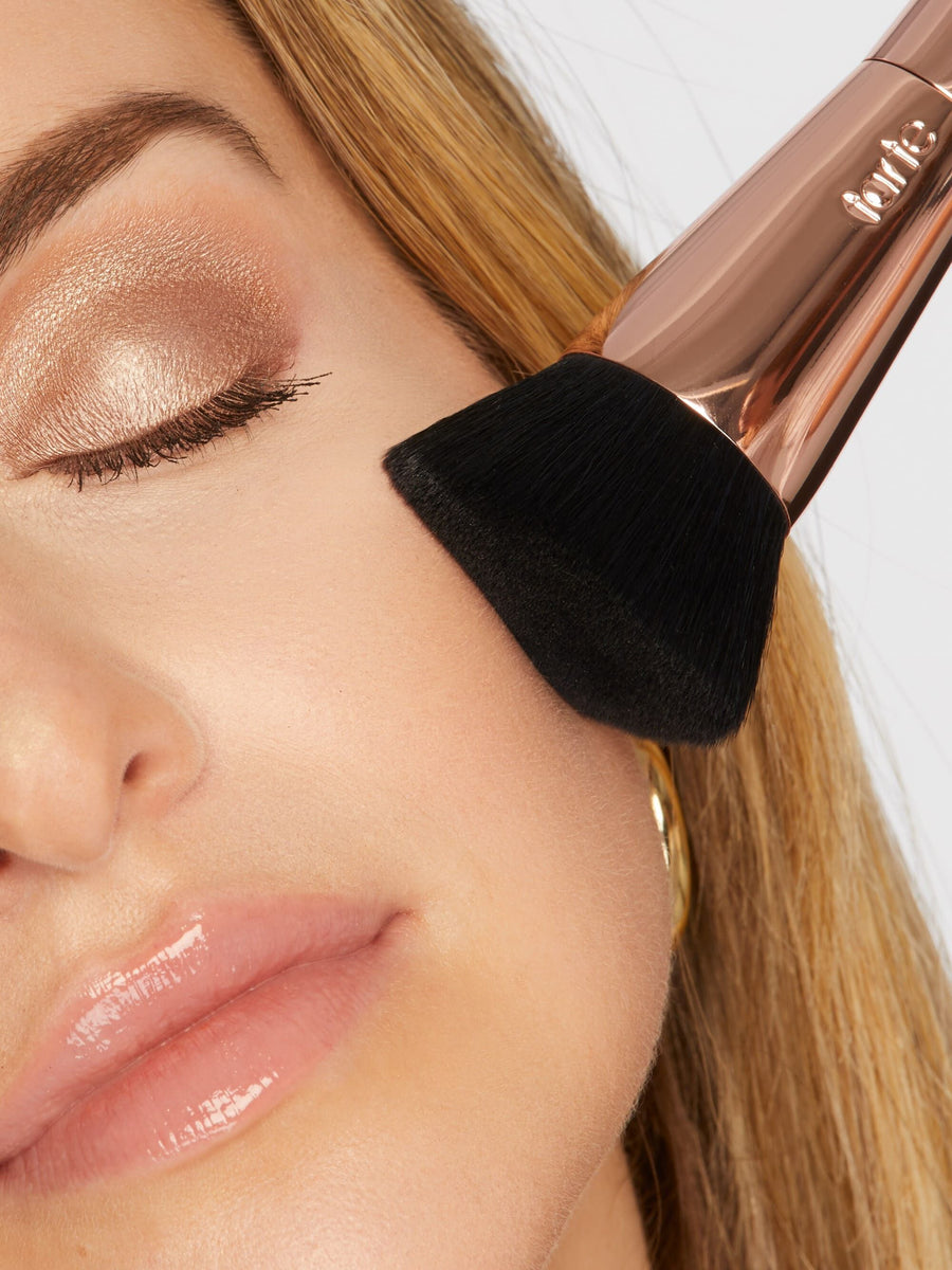 blurring foundation brush image number 2