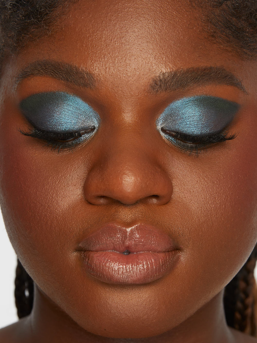 glamazon™ Amazonian clay eyeshadow palette image number 4