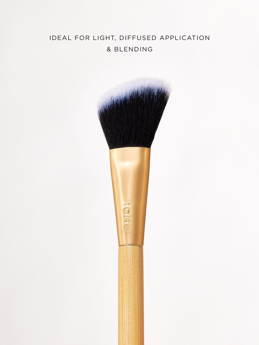 angled light coverage concealer brush image number 2