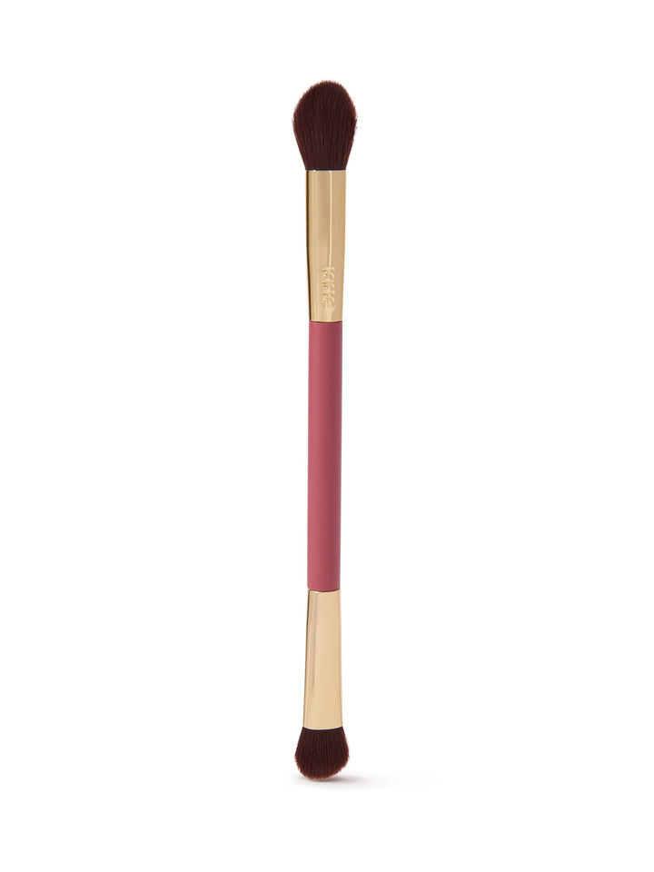 everyday essentials eyeshadow brush image number 1