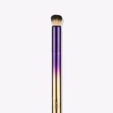creaseless airbrusher concealer brush image number 3