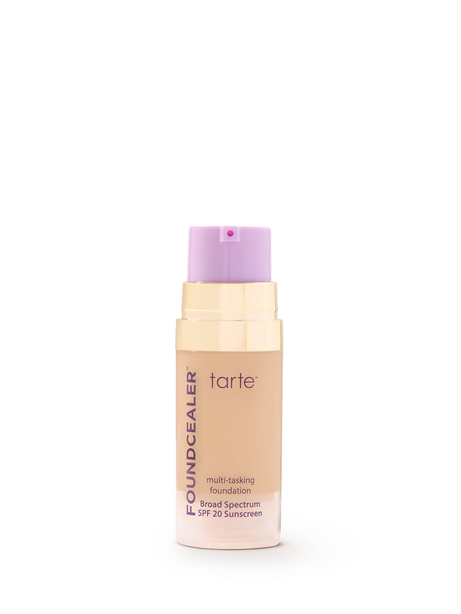 travel-size foundcealer™ foundation Broad Spectrum SPF 20 coverage result