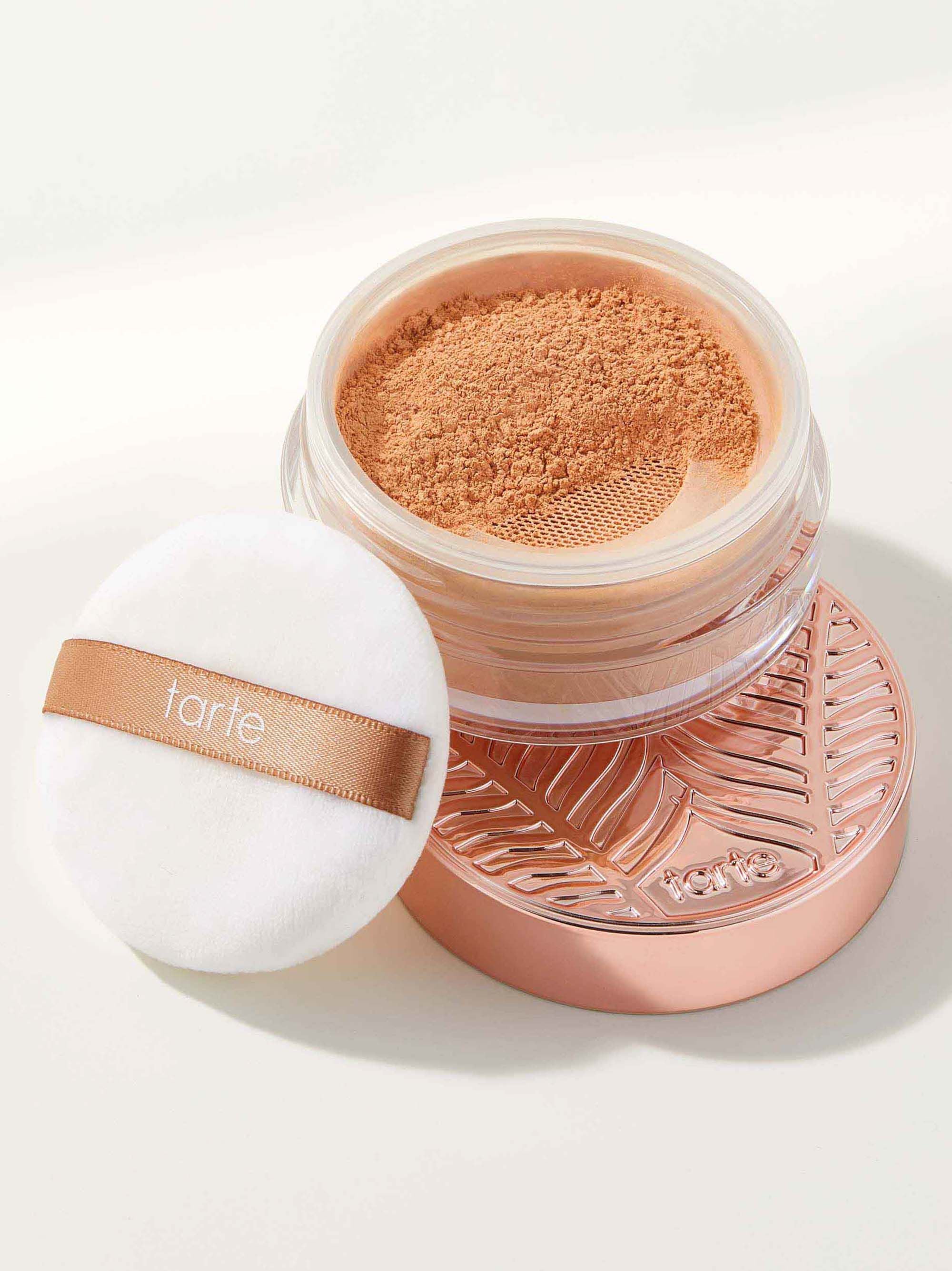 Amazonian clay gem powder foundation image number 1